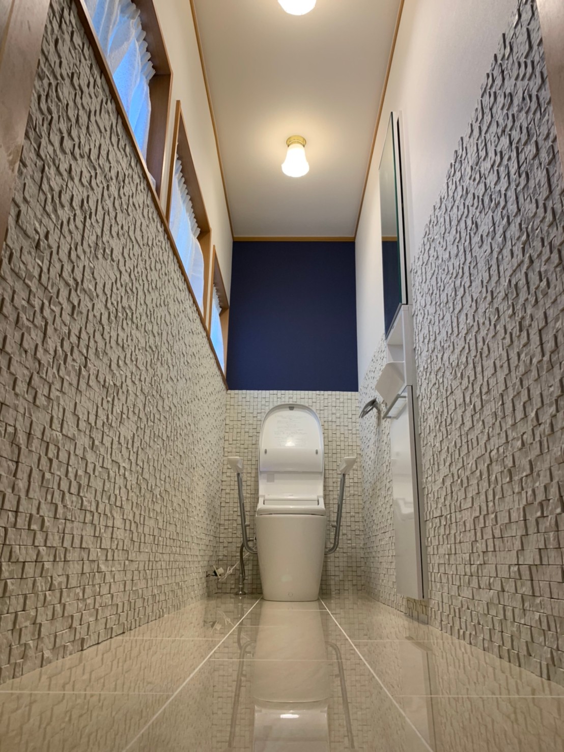 トイレリフォーム タンク式トイレとタンクレストイレの違い 大阪茨木市 茨木でリフォーム 新築を得意とする 有 山川工務店一級建築事務所